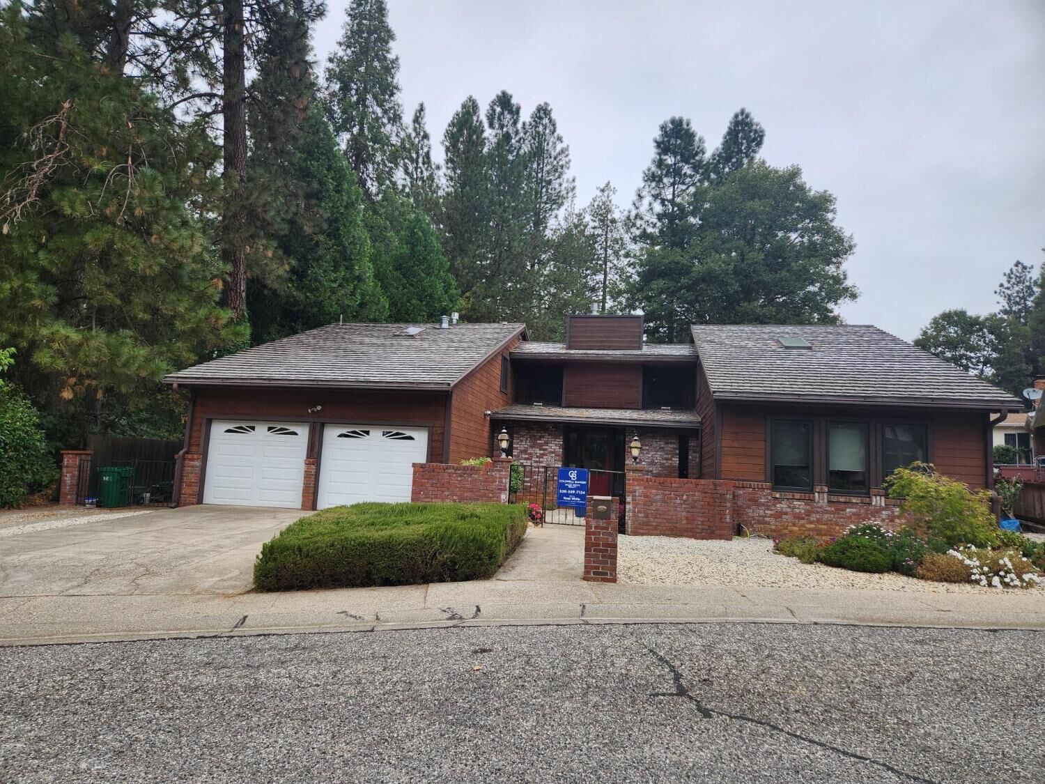 Property Photo: 245 Cornwall Avenue CA 95945