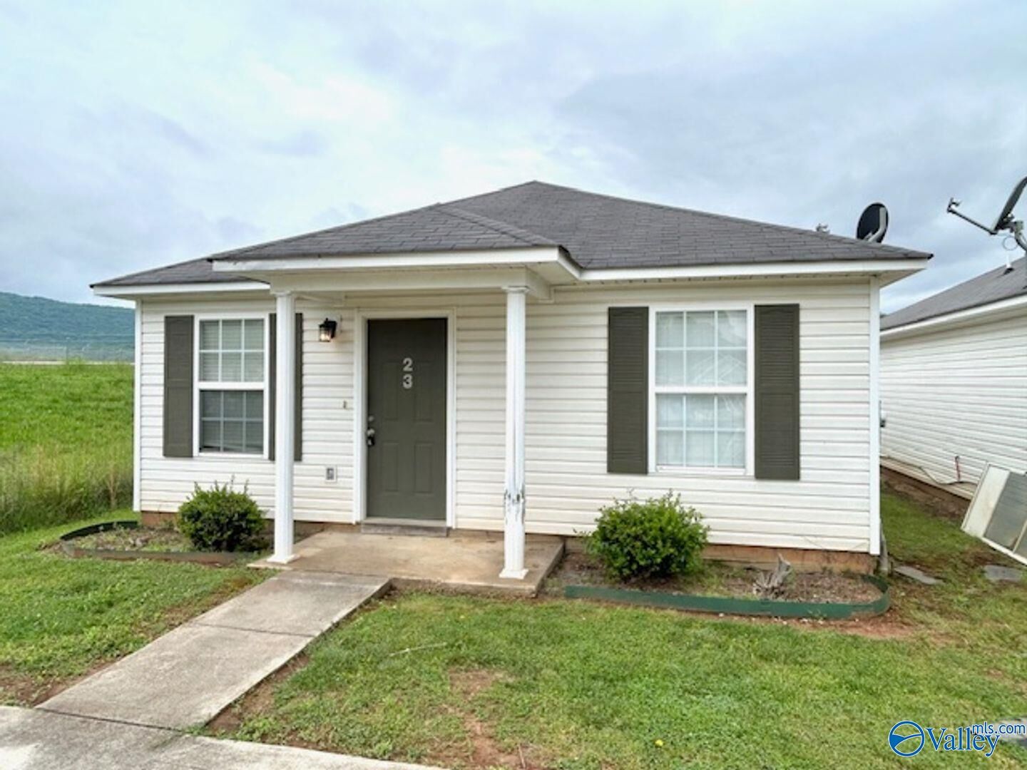 Property Photo: 115 Ryland Ridge Circle 23 AL 35811