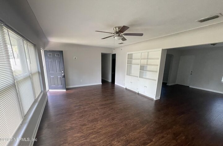 Property Photo:  5824 Yellow Pine Drive  FL 32277 