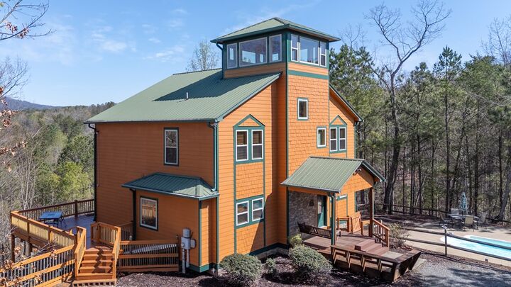 Property Photo: 14 Honeysuckle Way GA 30540