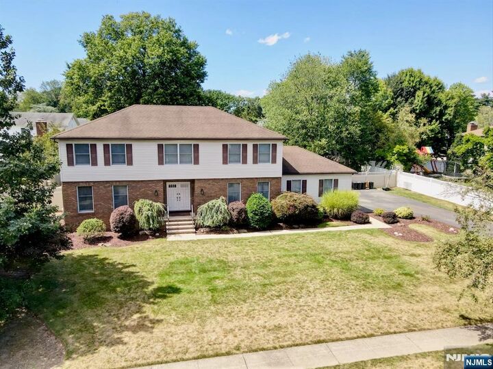 8 Torbet  Wayne NJ 07470 photo