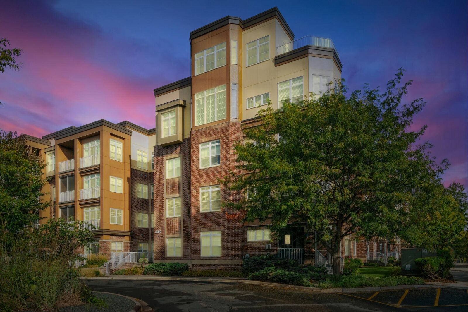 Property Photo:  2550 38th Avenue NE 112  MN 55421 