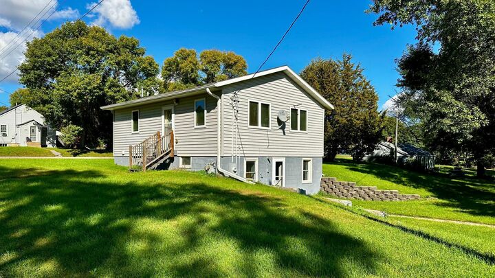 Property Photo: 401 E Broadway Street MN 56381