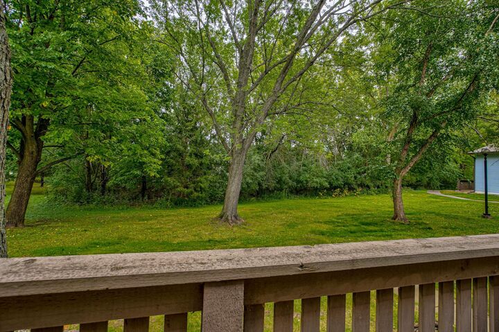 Property Photo: 4843 Grenwich Way N MN 55128