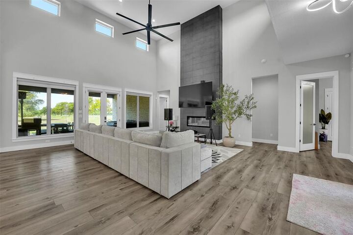 Property Photo: 2203 Becky Lane TX 75104