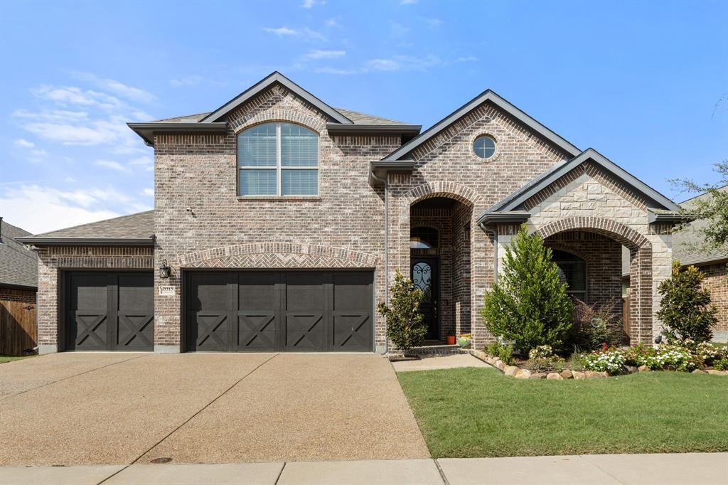 Property Photo: 3313 Creekhaven Drive TX 75454