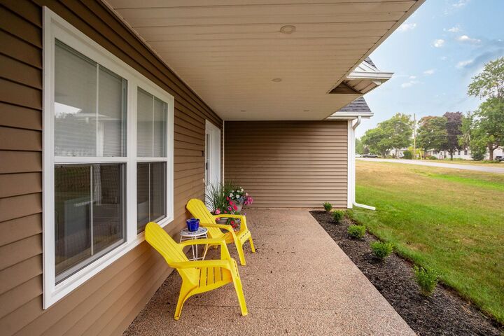 Property Photo:  27 East Royalty Road  PE C1C 0V6 