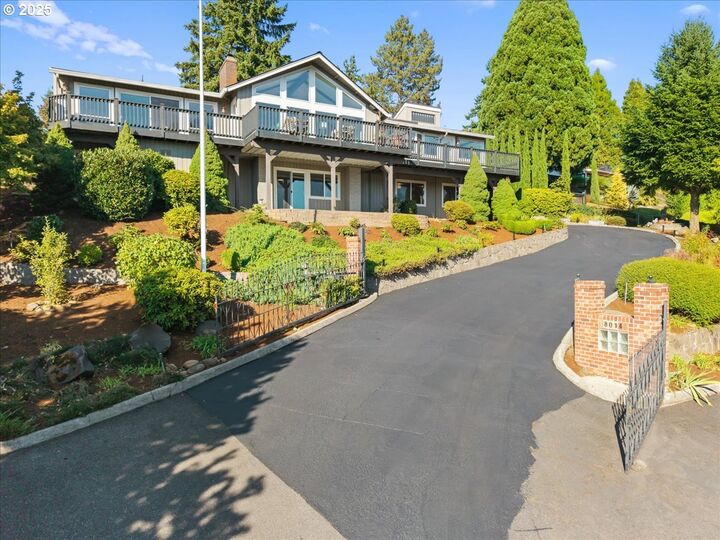 Property Photo: 8014 SE Middle Way WA 98664