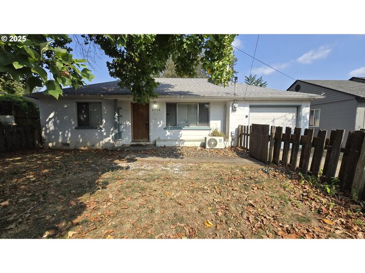 2502 E 27th St  Vancouver WA 98661 photo