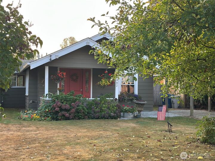 Property Photo:  4342  338th Place SE  WA 98024 