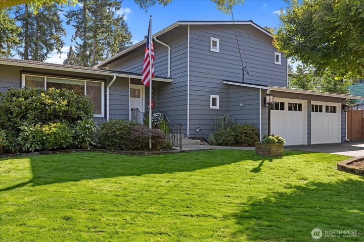 Property Photo:  20903  88th Place W  WA 98026 