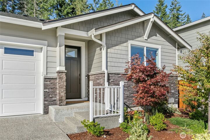 Property Photo: 1422 NW Swenson Court WA 98370