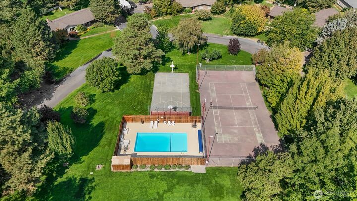 Property Photo:  2176  Road 17.7  NW  WA 98823 