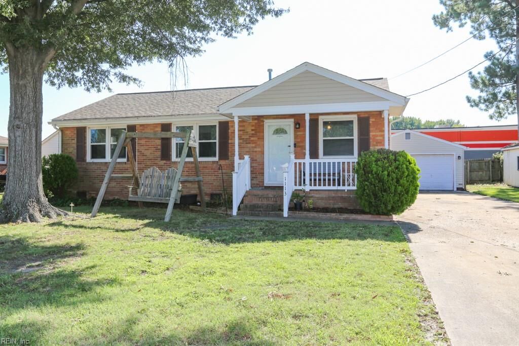 Property Photo: 1113 White Pine Dr VA 23323