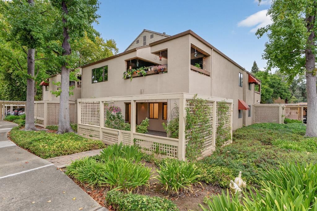Property Photo:  449 Alberto Way C139  CA 95032 