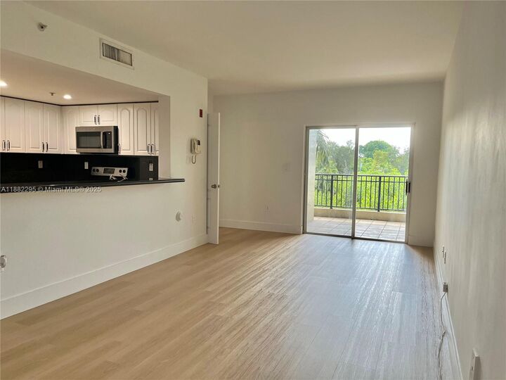 Property Photo: 120 SW 37th Ave 306 FL 33134