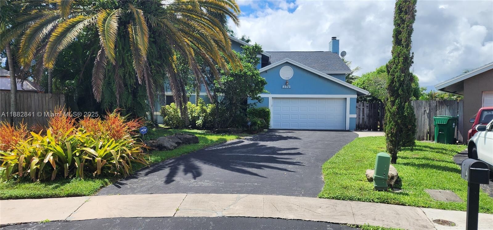 Property Photo:  4871 SW 103rd Ave 1  FL 33328 