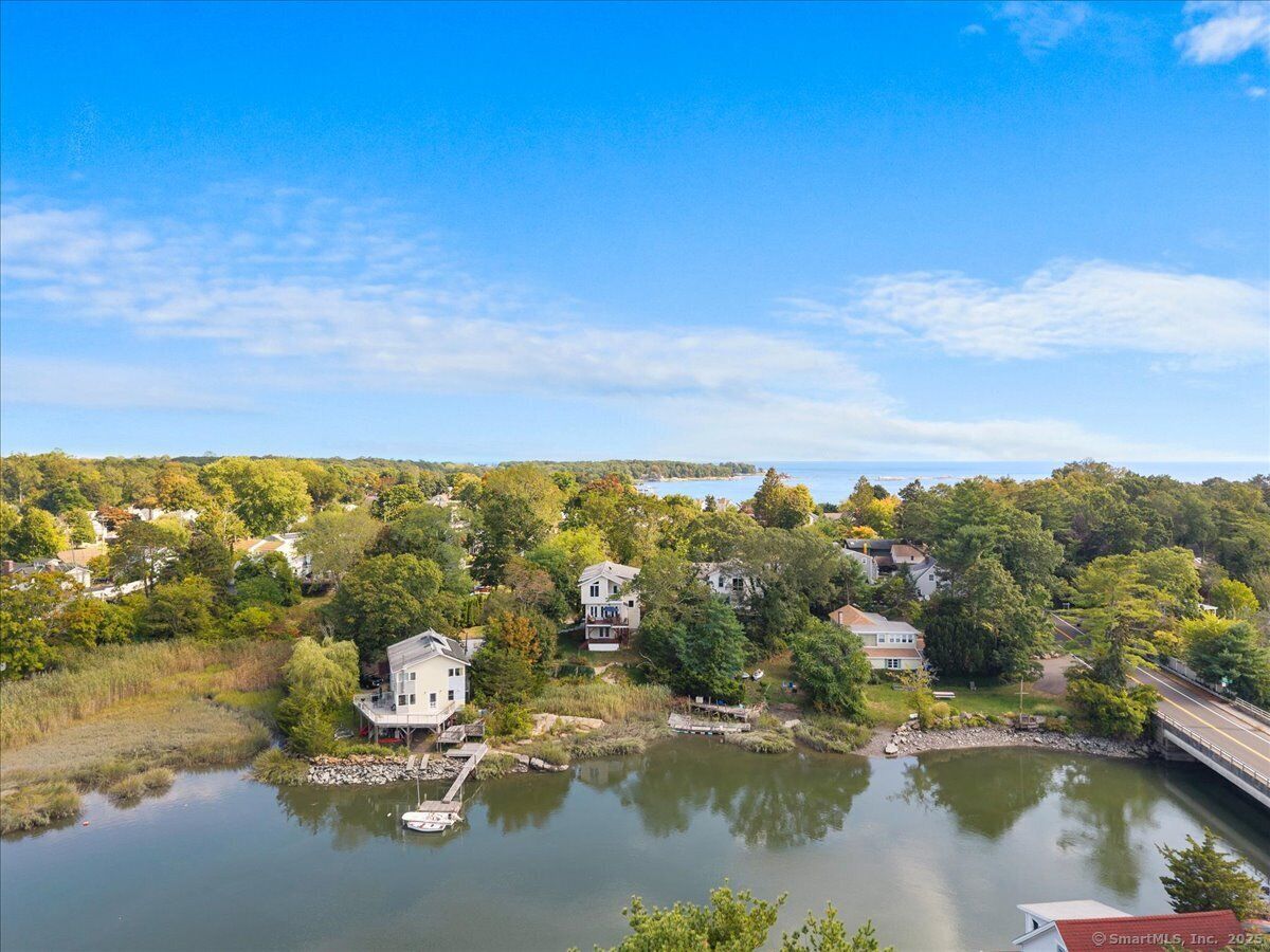 Property Photo:  33 Jefferson Place  CT 06405 