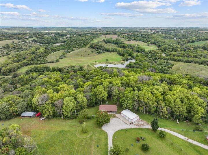 Property Photo:  21586 Goode  Avenue  IA 51534 
