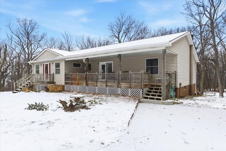 Property Photo: 21586 Goode Avenue IA 51534