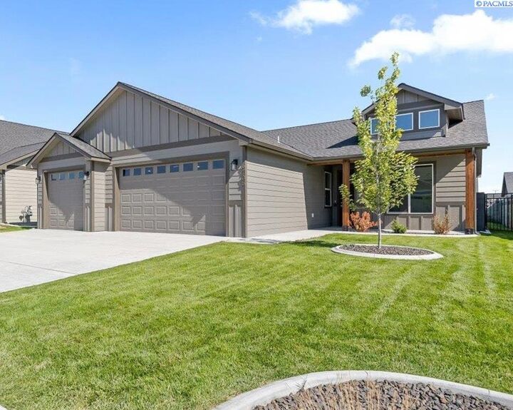 6705 Sockeye Lane  Pasco WA 99301 photo