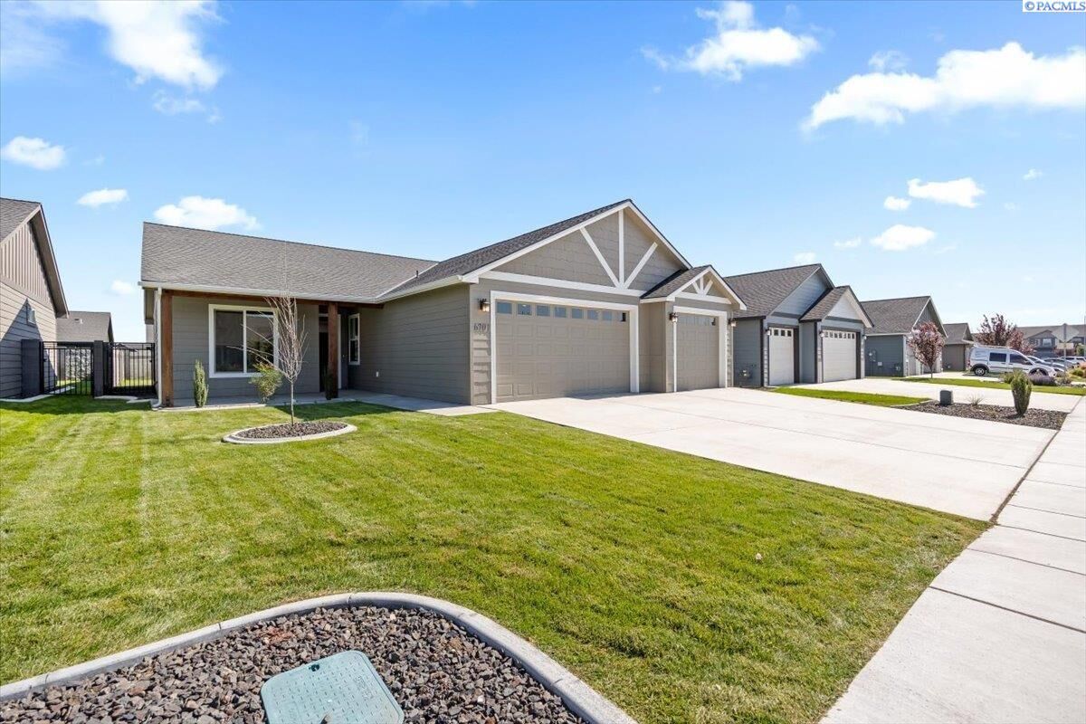 Property Photo:  6701 Sockeye Lane  WA 99301 