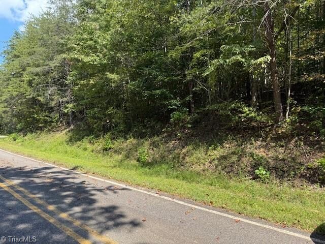 Property Photo:  5 Arlie Myers Store Road 5  NC 28649 
