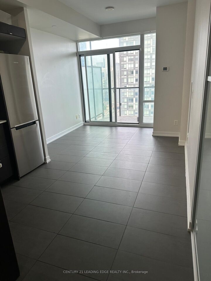 Property Photo:  170 Fort York Boulevard 2705  ON M5V 0E6 