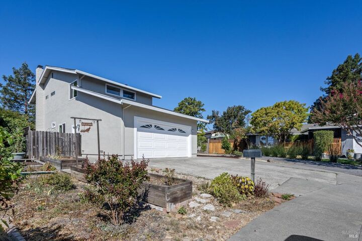 Property Photo:  29 Palomino Court  CA 94954 