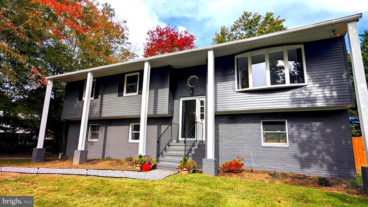 Property Photo:  922 Petinot Place  MD 21666