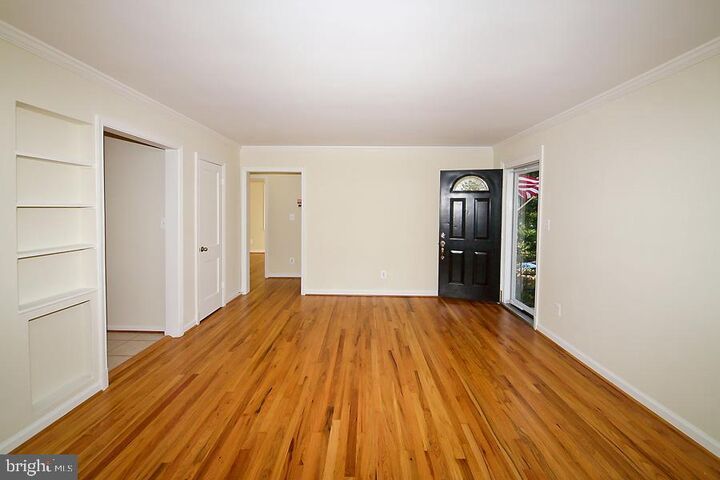 Property Photo:  2912 Parker Avenue  MD 20902 