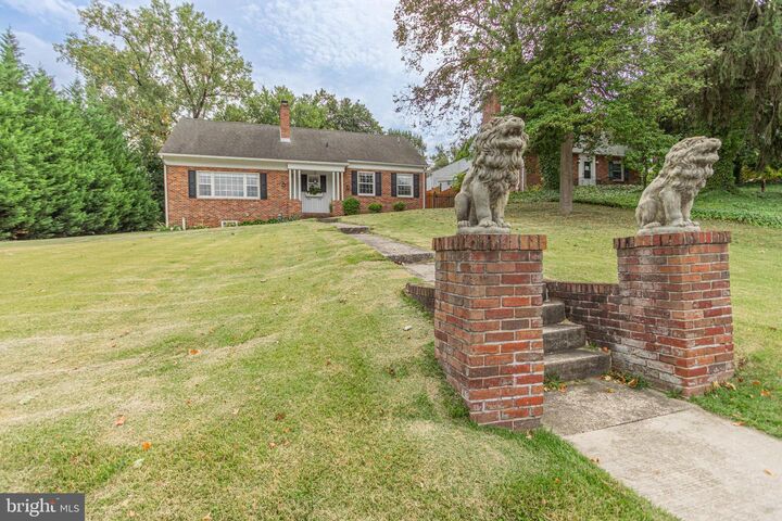 192 Rathton Road  York PA 17403 photo