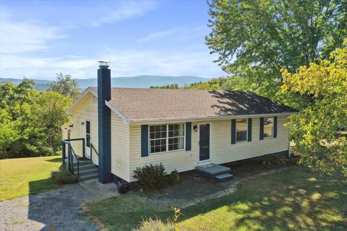 Property Photo:  8700 Lacey Heights Ave  VA 22802 