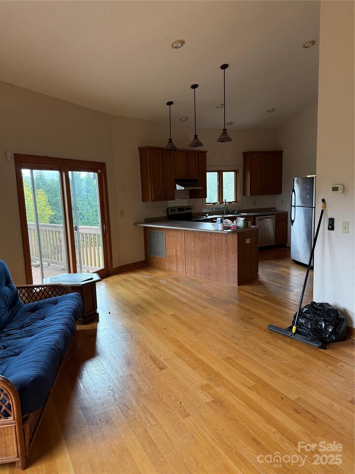 Property Photo:  11 Olivia Circle  NC 28701 