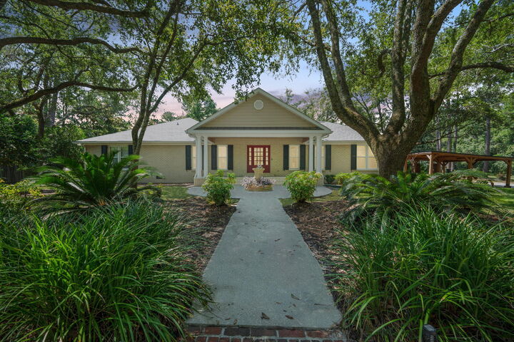 Property Photo:  100 Fairway Drive  SC 29483
