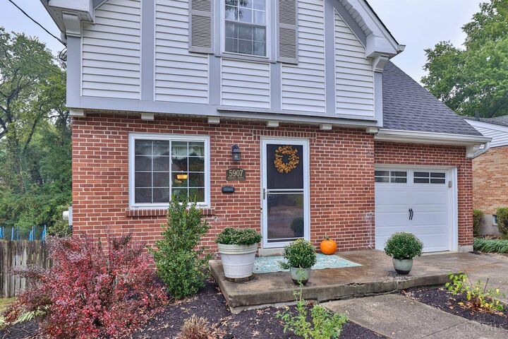 Property Photo: 5907 Kimberly Avenue OH 45213