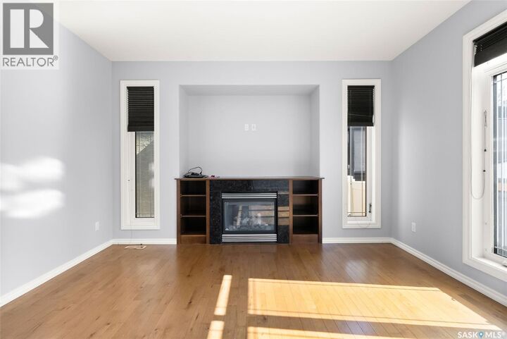 Property Photo:  6925 Maple Ridge Drive  SK S4X 4J2 