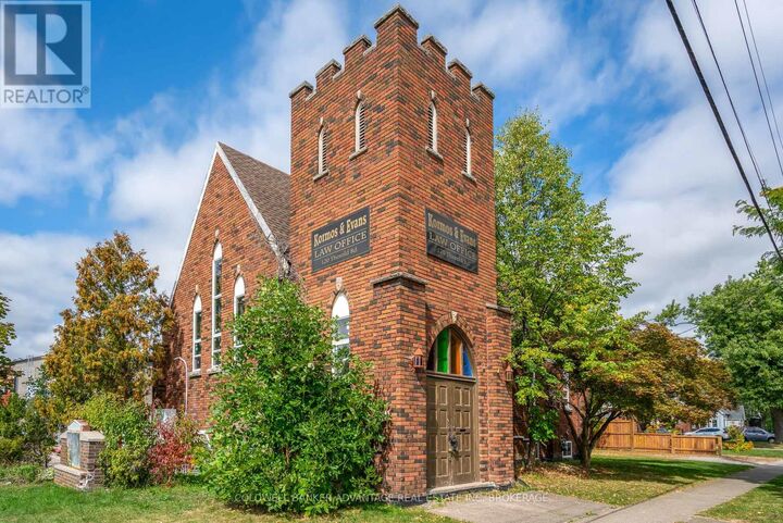 Photo de la propriété:  120 Thorold Road  ON L3C 3V3 