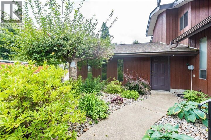 Property Photo:  828 8th Avenue  BC V0G 1P0 