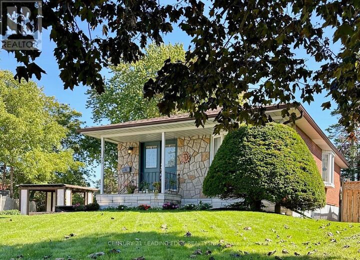 Property Photo:  529 Carman Court  ON L1H 6K5 