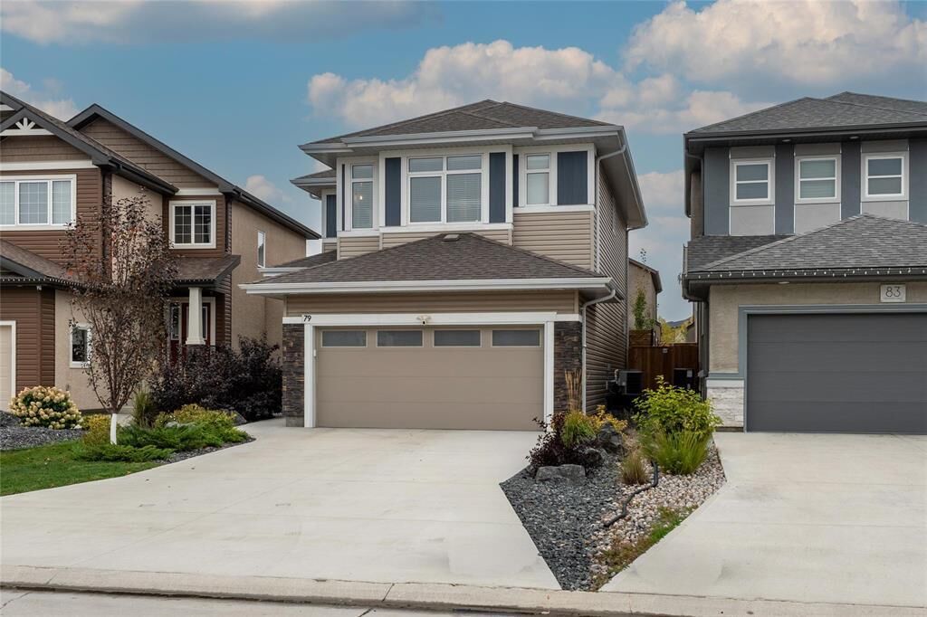 Property Photo:  79 Crestmont Drive  MB R3X 0R9 