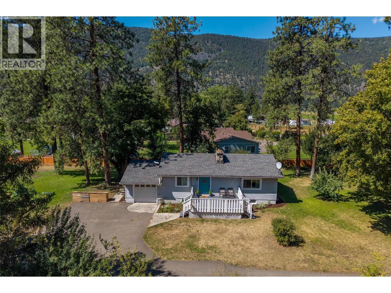 Photo de la propriété: 268 McLure Ferry Road BC V0E 1E0