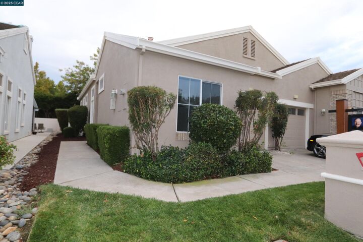 Property Photo: 1740 Jubilee Dr CA 94513