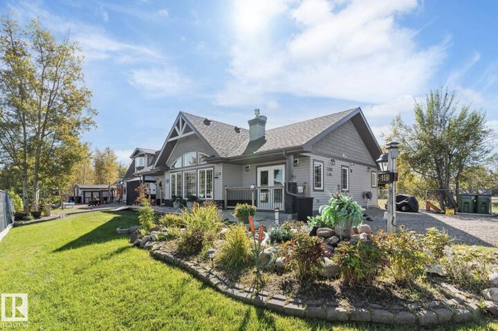 5001 64 Street  Rural Lac Ste. Anne County AB T0E 0A0 photo