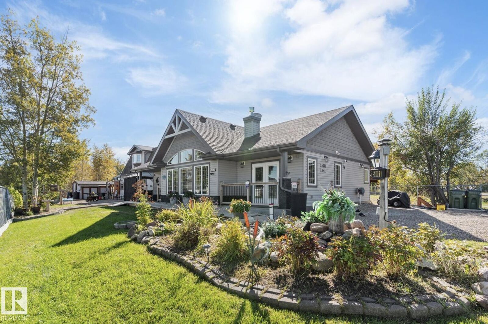 Property Photo: 5001 64 Street AB T0E 0A0