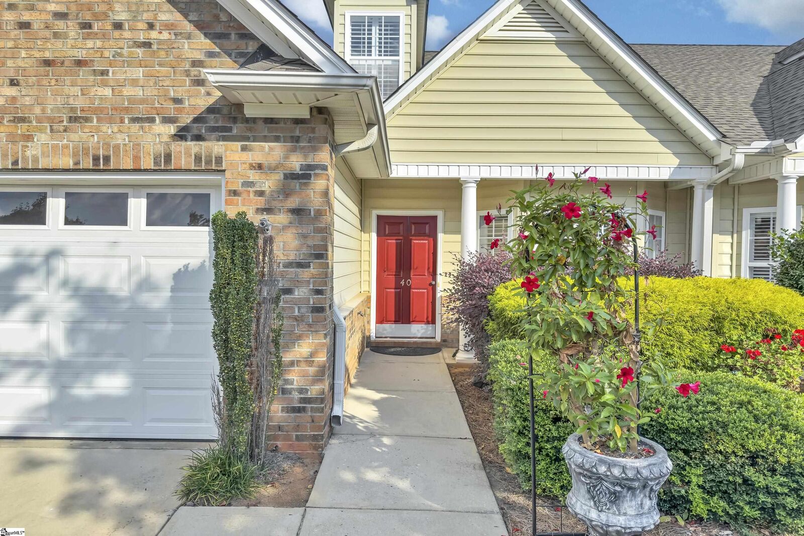 Property Photo:  40 Barnwood Circle  SC 29607 