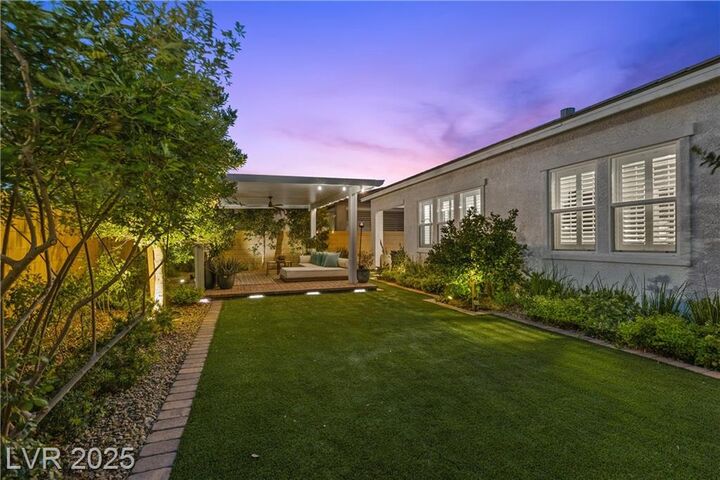 Property Photo: 9951 Skye Gazer Avenue NV 89166