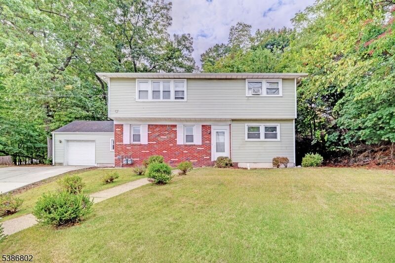 Property Photo:  123 Tilt St  NJ 07508 