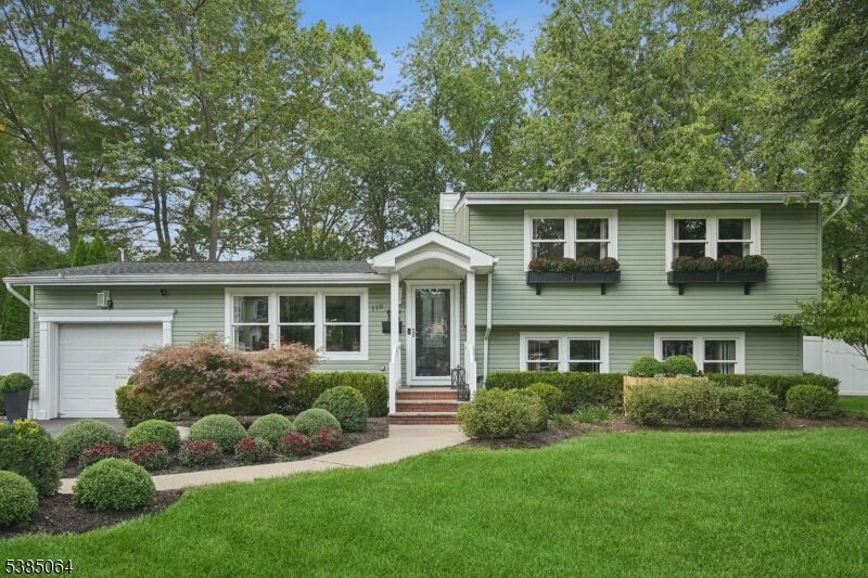 Property Photo:  110 Edgewood Dr  NJ 07932 