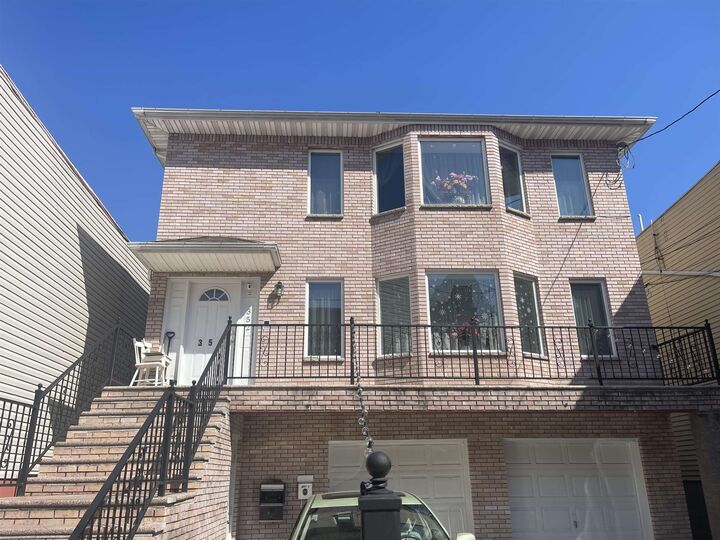 352 4th St 1  Jc, Downtown NJ 07302 photo